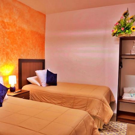 Hotel Posada El Arcangel Antigua Bagian luar foto