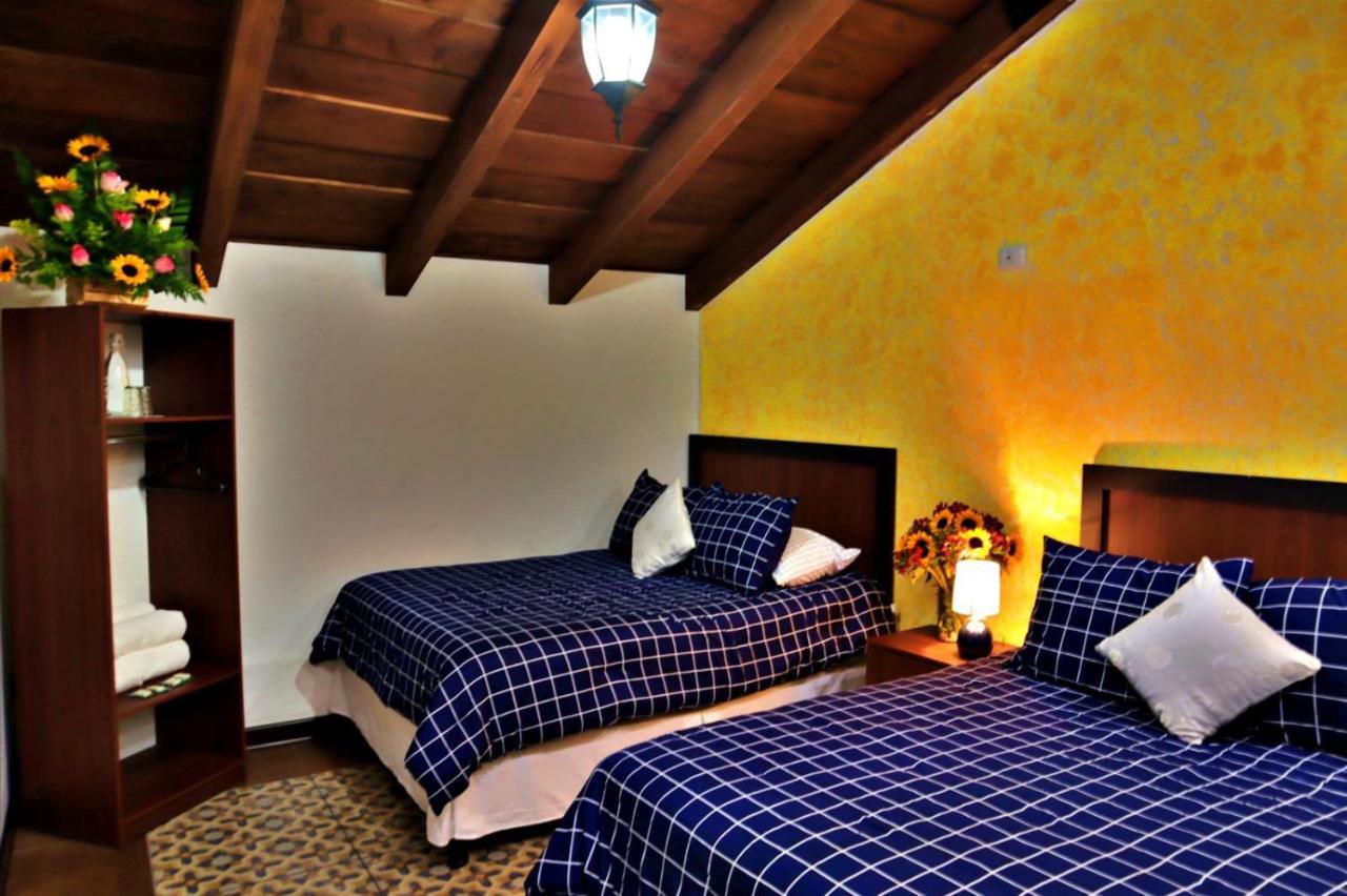 Hotel Posada El Arcangel Antigua Bagian luar foto