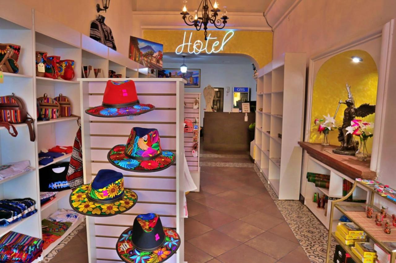 Hotel Posada El Arcangel Antigua Bagian luar foto