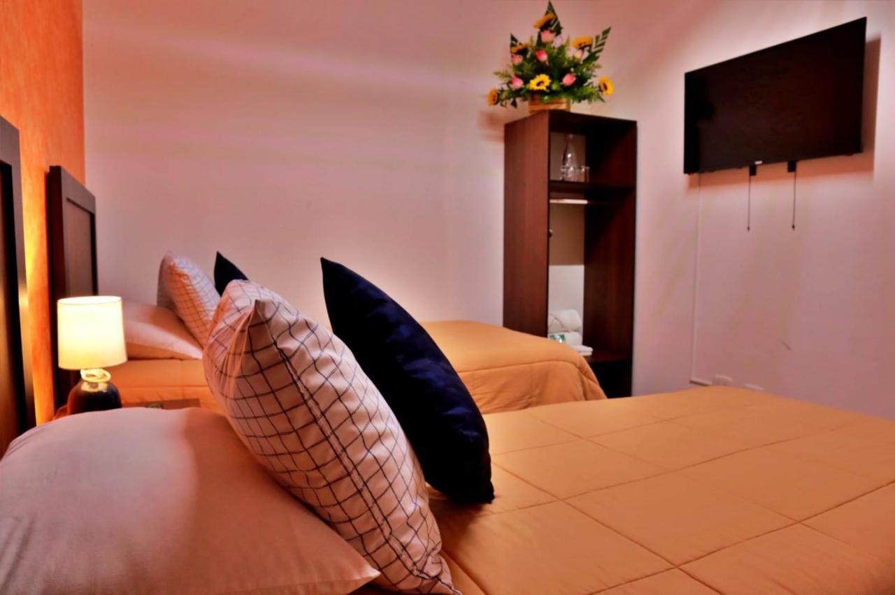 Hotel Posada El Arcangel Antigua Bagian luar foto