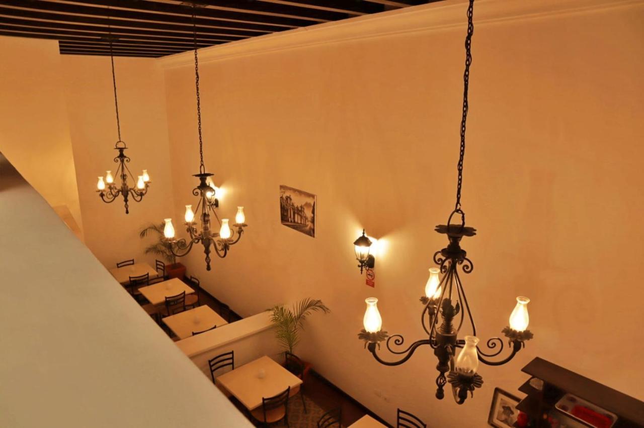 Hotel Posada El Arcangel Antigua Bagian luar foto