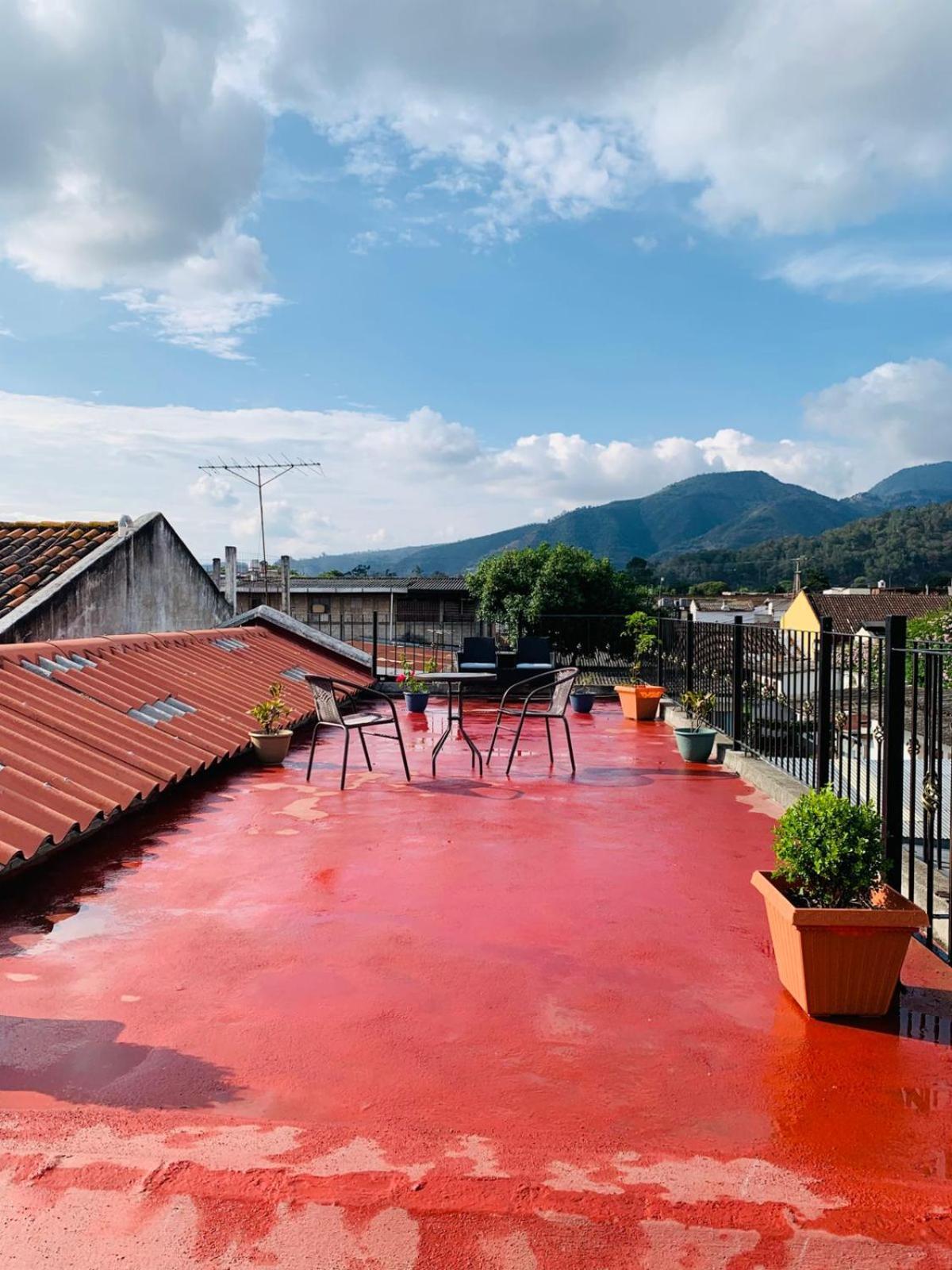 Hotel Posada El Arcangel Antigua Bagian luar foto